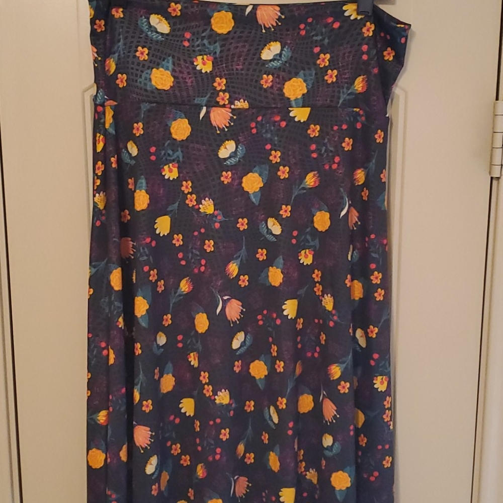LuLaRoe Azure Skirt